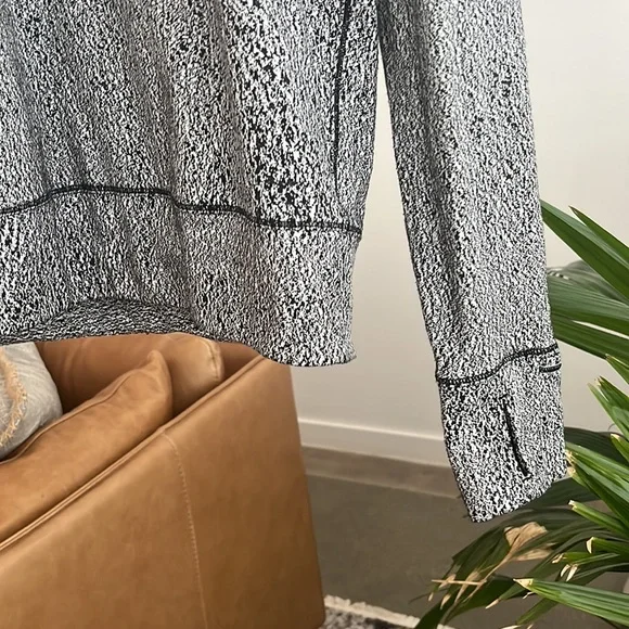 Lululemon Rush Hour Long Sleeve - Picture 4 of 7